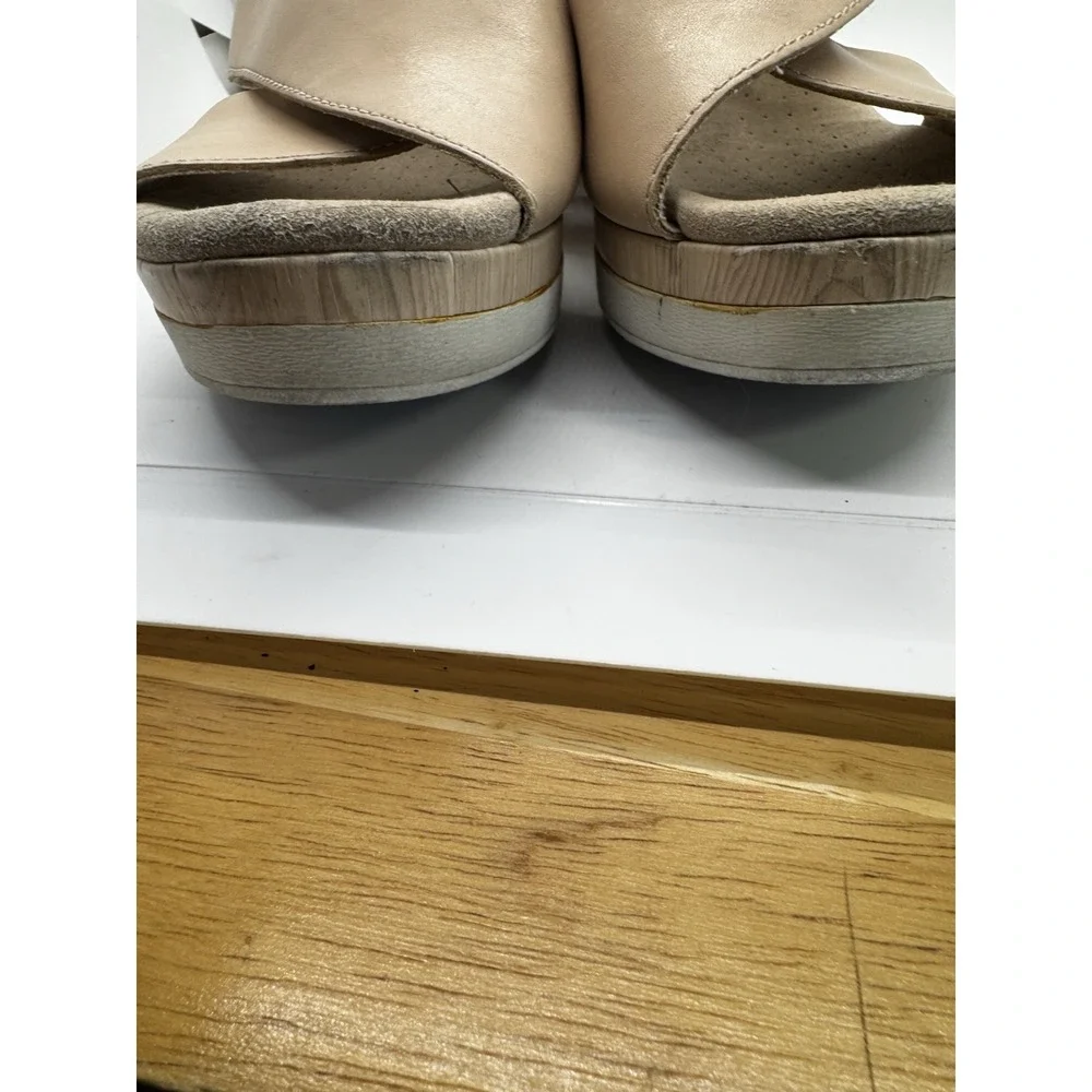Clarks Wedge Platform Heels Cammy Pearl Size 11 EUC SB8